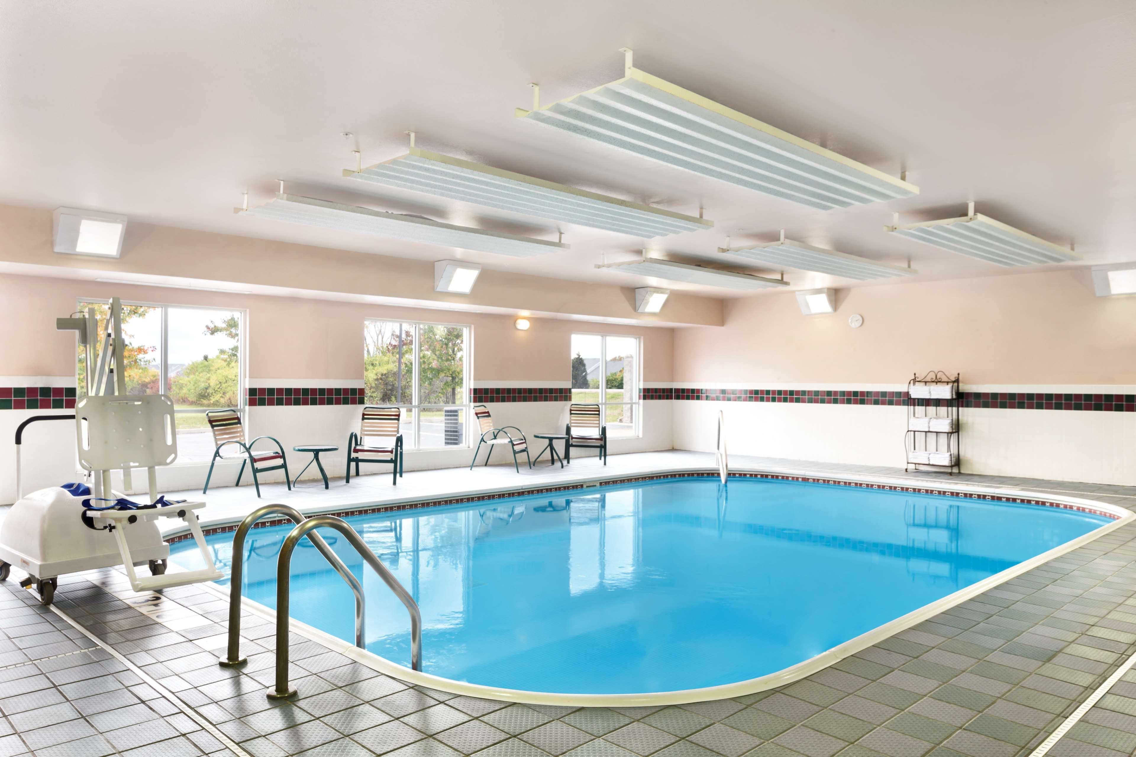 Country Inn & Suites By Radisson, Marion, Oh Экстерьер фото